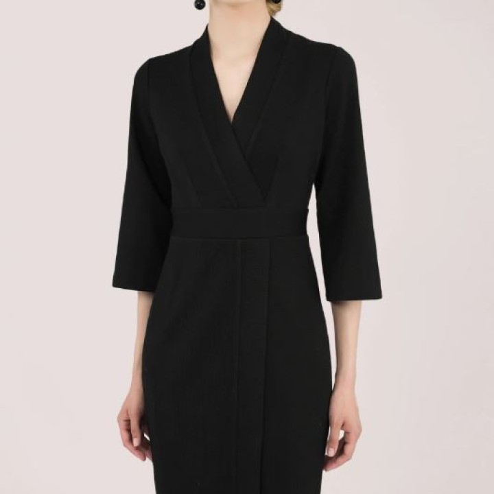 Black dress Long sleeves